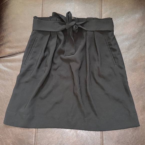 H&M Tie-front Skirt - Picture 1 of 6